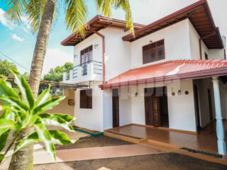 House-For-Rent-In-Piliyandala-01