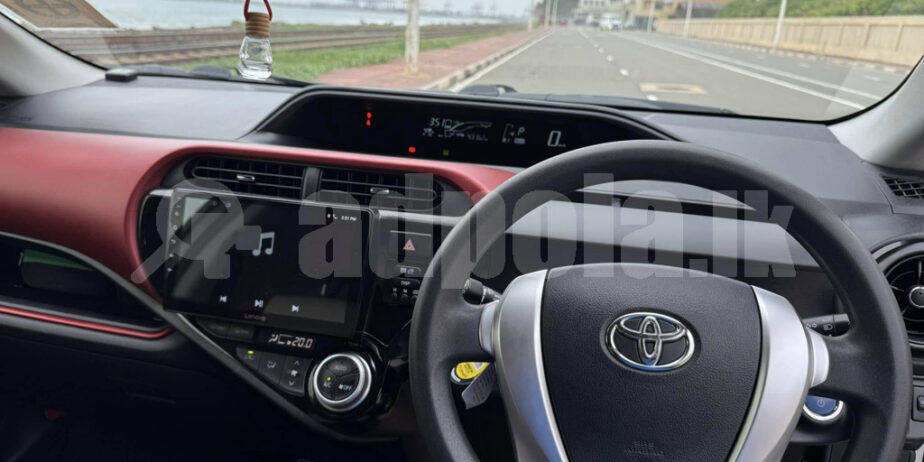 Toyota Aqua S