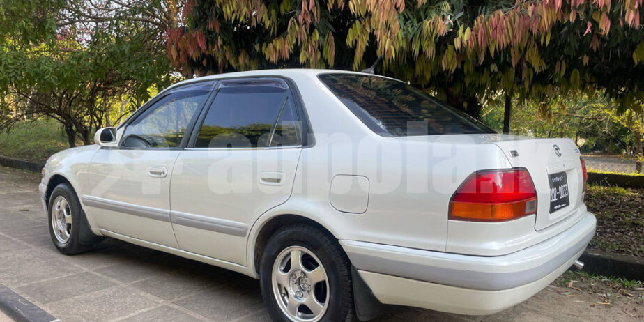 Toyota Corolla AE110